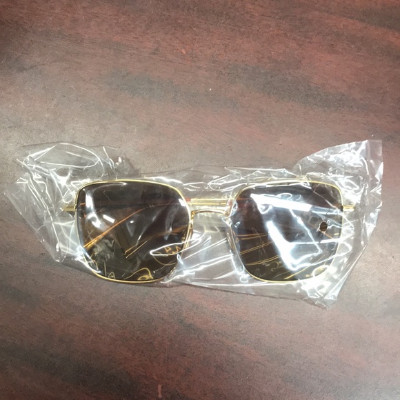 NWT,Derek Lam sunglasses 
BRITT - Picture 2 of 16